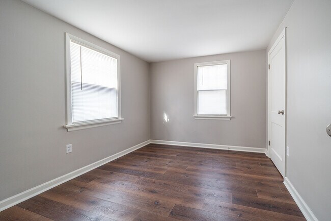 Building Photo - 816 Pierce Ave