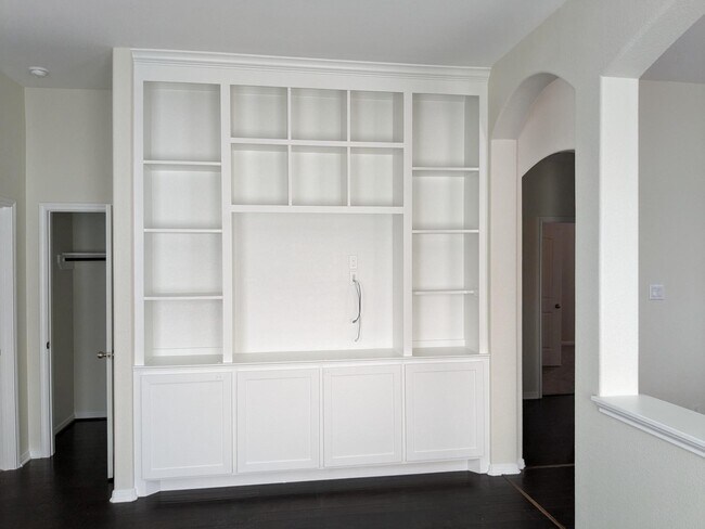 Foto del edificio - 18507 Magnolia Dell Dr