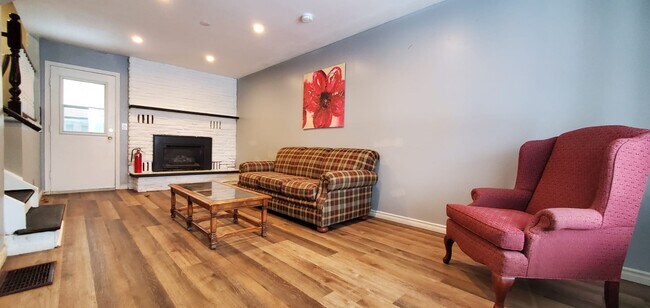 Photo du bâtiment - 98 Glendale Rd