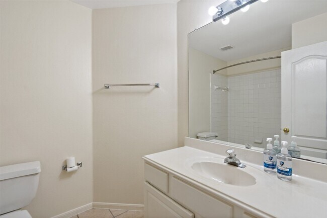 Building Photo - 11214 Amaranth Ln