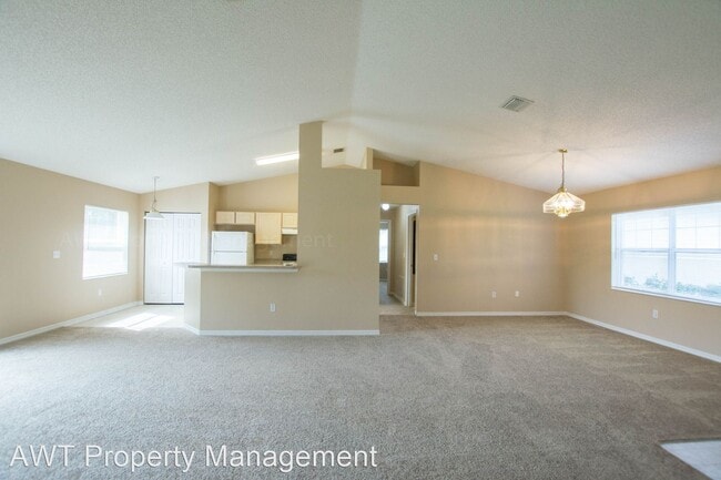 Building Photo - 3 br, 2 bath House - 65 Paul Lane