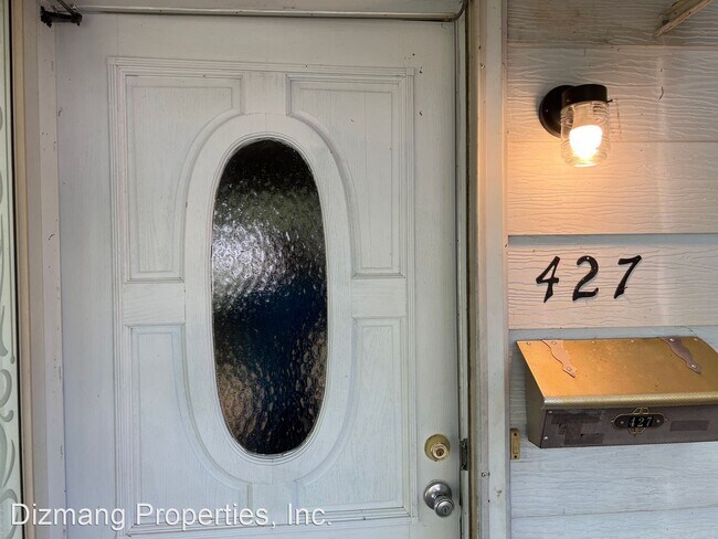 Foto del edificio - 3 br, 1 bath House - 427 S Monte Vista