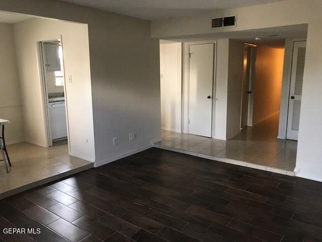 Building Photo - 6201 Escondido Dr