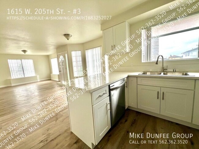 Building Photo - 1615 W 205th St