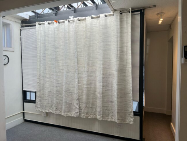 Foto del edificio - 416 E Main St