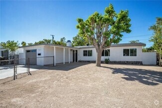 Building Photo - 38466 Sumac Ave