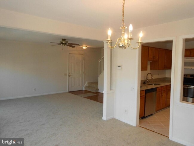 Building Photo - 11200 Rienzi Pl