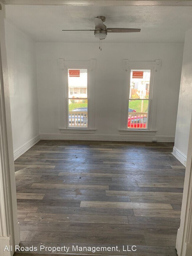 Building Photo - 3 br, 1 bath House - 1042 Huffman Ave