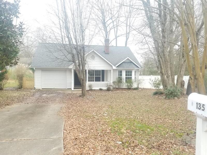 Primary Photo - 135 Liberty Ln