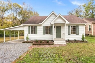 Building Photo - 100 Sadler Ct