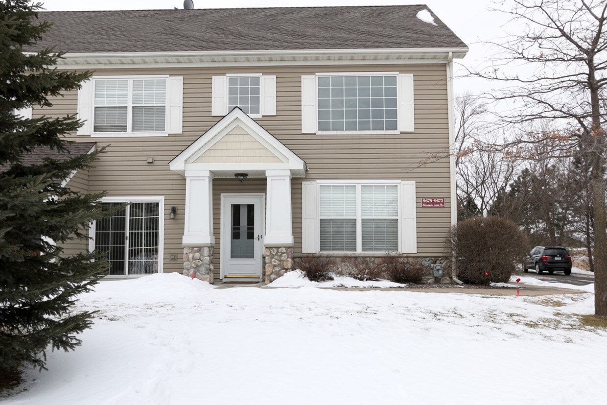 9679 Alvarado Ln N, Maple Grove, MN 55311 Townhouse for Rent in Maple