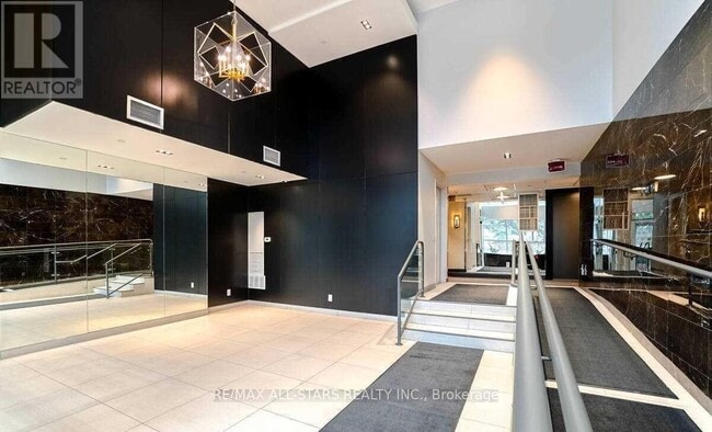 Building Photo - 1350 Kingston Rd
