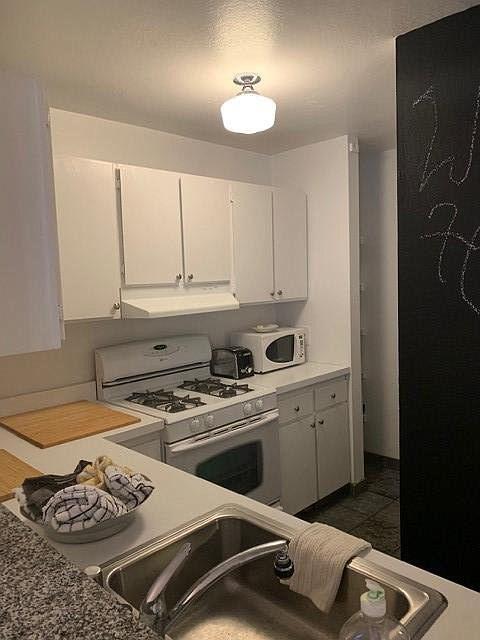 Building Photo - 1 bedroom in Larkspur CA 94939