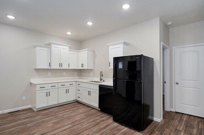 Foto del edificio - 319 S Florence Ave