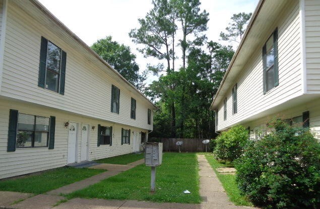 Primary Photo - 3333 12th Ave