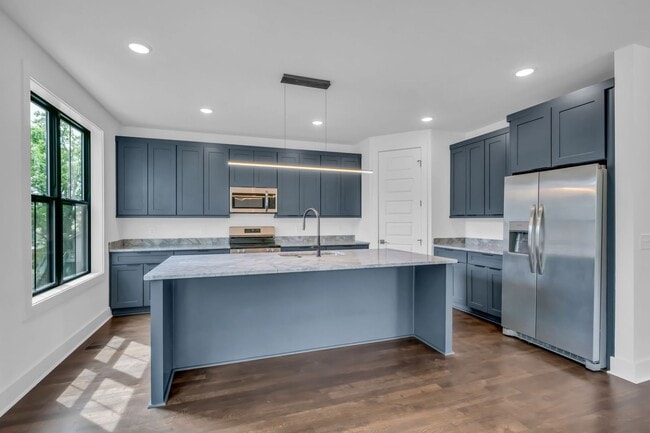 Foto del edificio - Modern Luxury Living in East Nashville