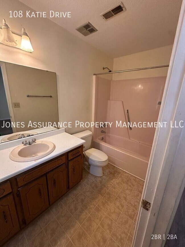 Foto del edificio - 108 Katie Dr