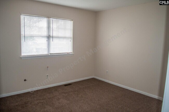 Foto del edificio - 117 Springwoods Lake Point