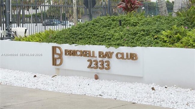 Building Photo - 2333 Brickell Ave
