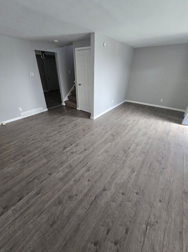 Foto del edificio - 1616-1618 E 25TH AVE