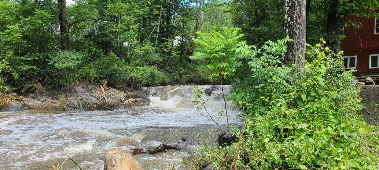 Foto principal - 18 Martinsville Rd