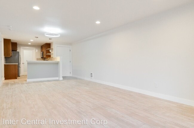 Building Photo - 712 Kirkland Cir