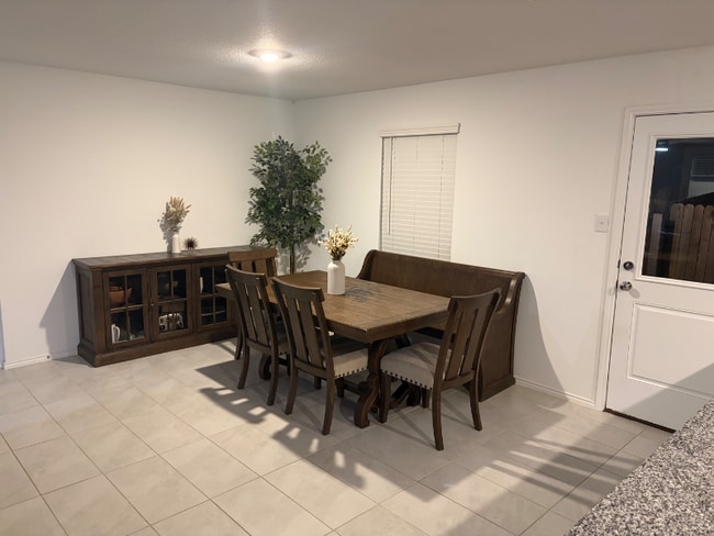 Foto del edificio - 2853 Cobbleview Dr