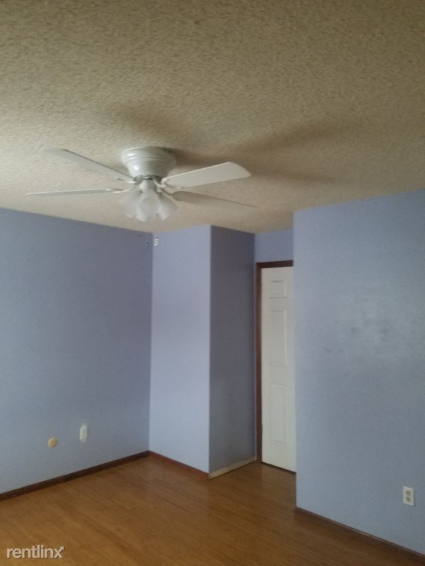 Foto del edificio - 3 br, 2 bath House - 701 Colony Ct
