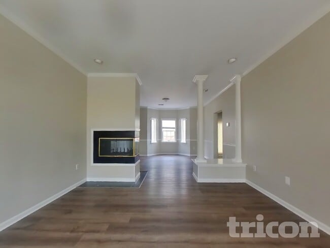 Building Photo - 3182 Gainsborough Ct