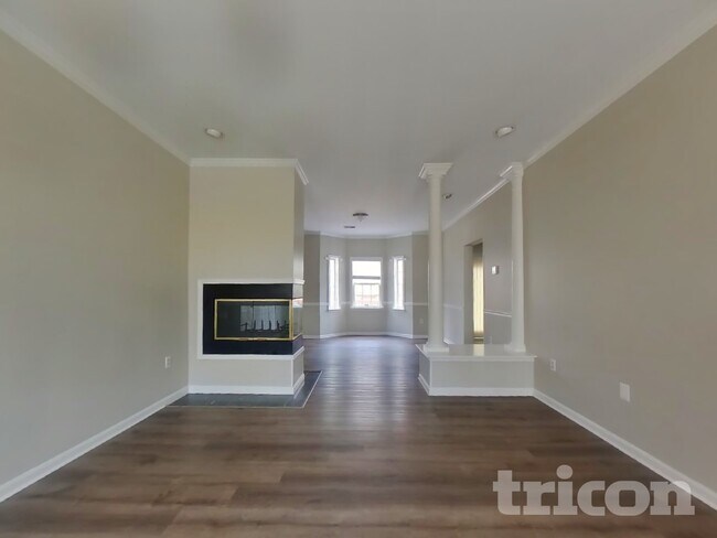 Foto del edificio - 3182 Gainsborough Ct
