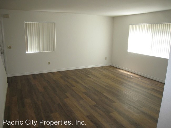 Building Photo - 7925 Stark Drive
