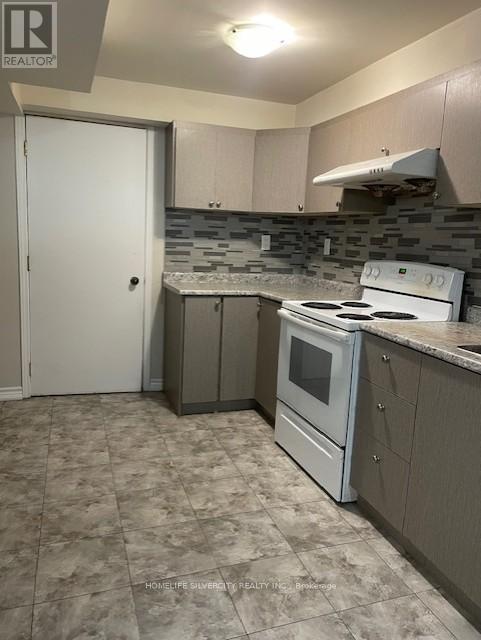 Building Photo - 42 Lavallee Cres