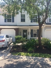 Building Photo - 71 Pembroke Ln