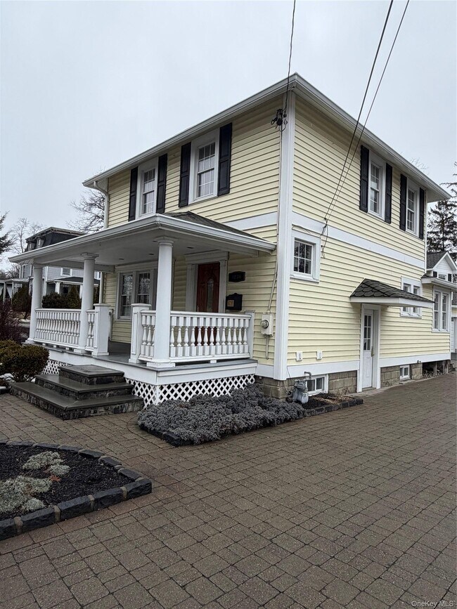 Foto del edificio - 1230 Hopewell Ave