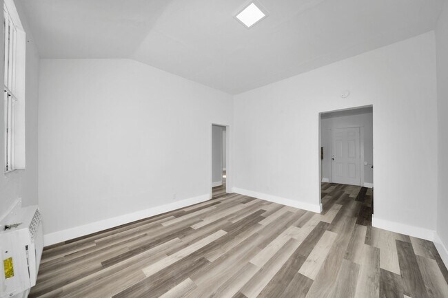 Foto del edificio - 2750 NW 60th St