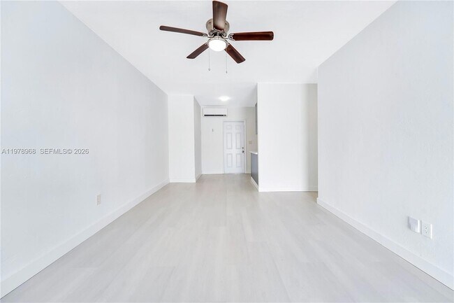 Foto del edificio - 15991 NE 18th Pl