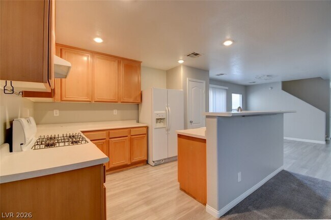 Foto del edificio - 536 Mayfair Walk Ave