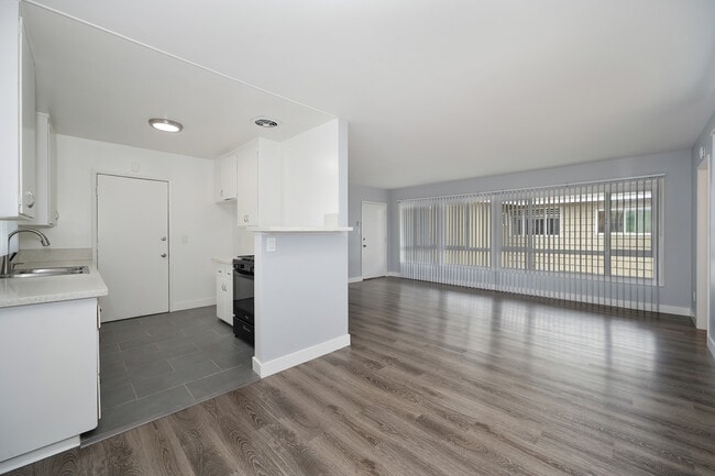 Foto del edificio - Stadium Village Apartments
