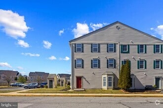 Building Photo - 1926 Hackberry Ct