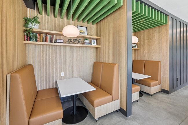 Building Photo - Link Apartments® CYKEL