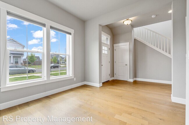 Foto del edificio - 3 br, 2.5 bath House - 3509 SE Birchleaf S...