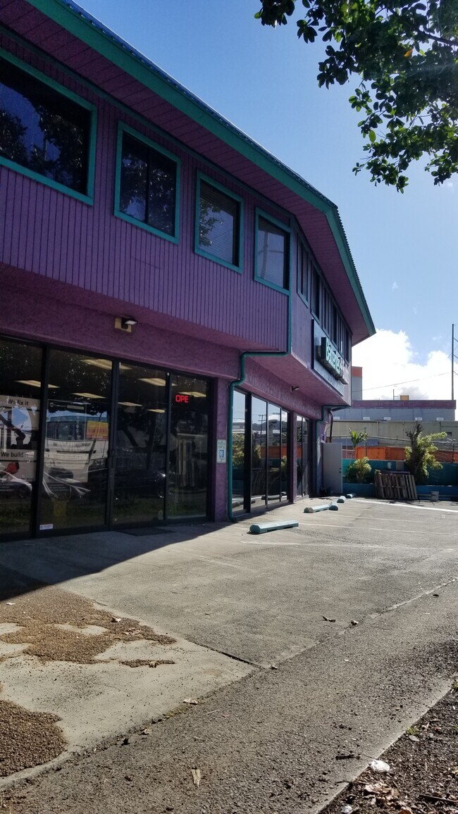 620 Dillingham Blvd Apartments Apartments in Honolulu, HI