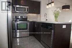 Building Photo - 676-676 Sheppard Ave E