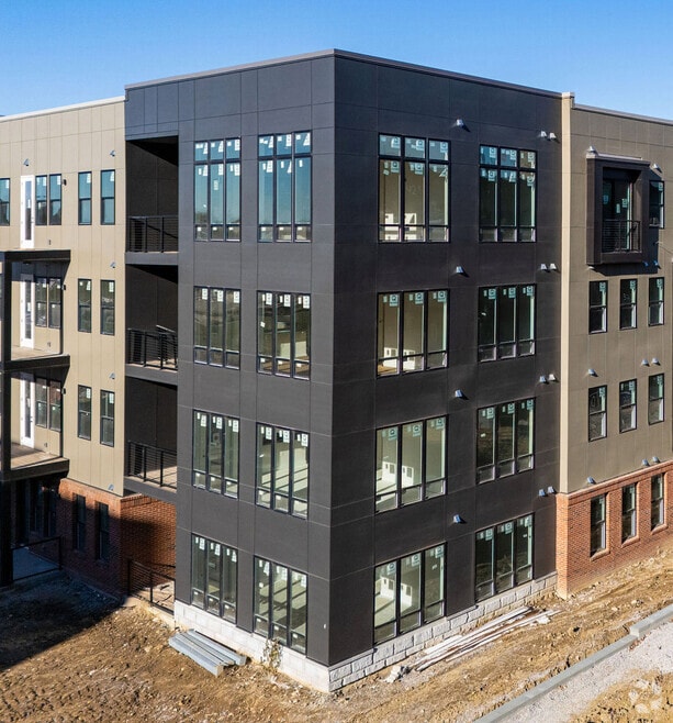 Building Photo - Trace Quarter
