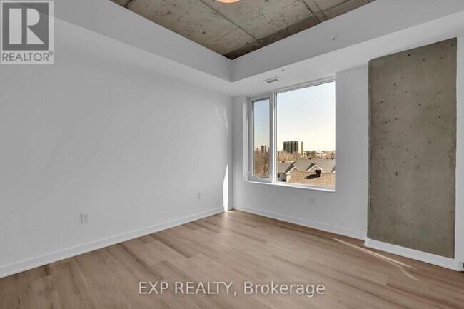 Building Photo - 36 Robinson Ave