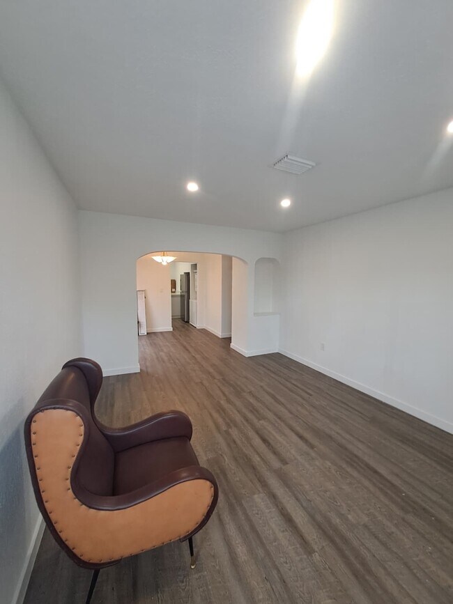 Foto del edificio - 2835 SW 2nd Ave