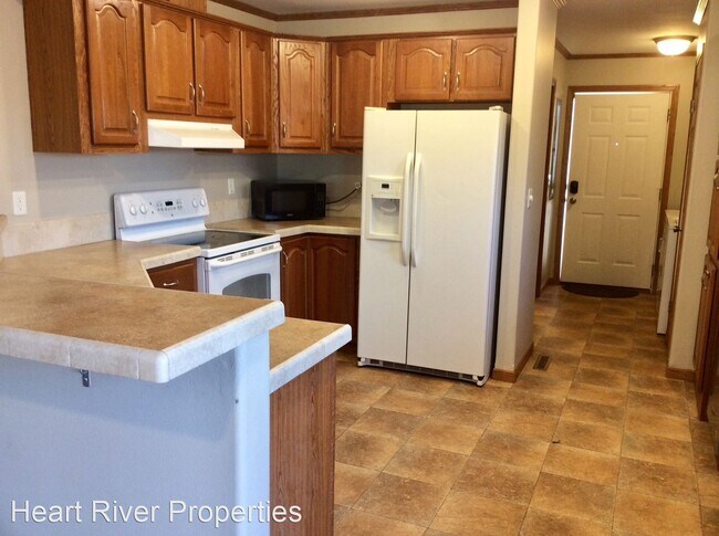 Foto del edificio - 3 br, 2 bath House - 622 5th Ave SE