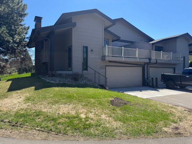 Foto del edificio - 14600 Hampshire Pl