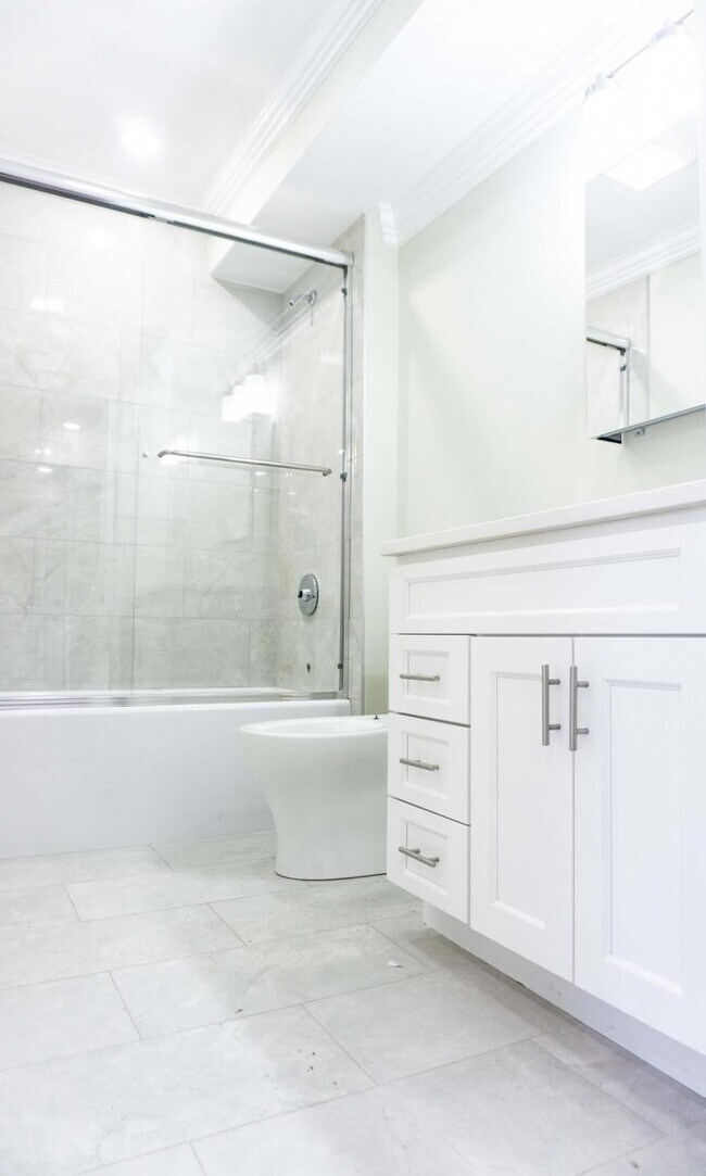 Foto del edificio - 3.0 bedroom in Somerville Massachusetts 02143