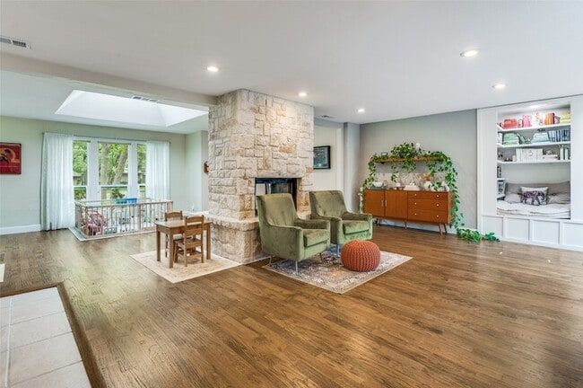 Building Photo - 1602 Glen Valley Dr